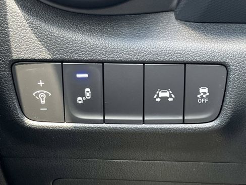 Used 2021 Hyundai Kona SEL FWD image 25