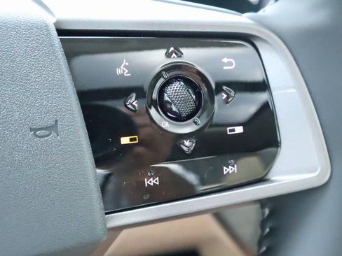 New 2025 Nissan Murano SL image 12