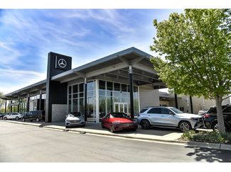 Used 2018 Mercedes-Benz C 300 4MATIC Sedan video 3