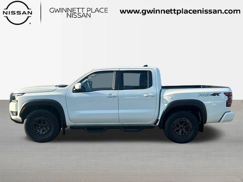 New 2025 Nissan Frontier PRO-4X w/ Pro Convenience Package image 8