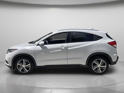 Used 2021 Honda HR-V EX image 3