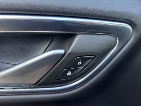 Used 2022 Chevrolet Tahoe RST image 25