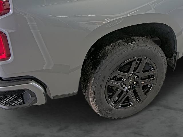 New 2026 Chevrolet Silverado 1500 RST w/ Dark Appearance Package AWD/4WD image 13