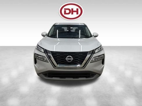 Used 2023 Nissan Rogue SV AWD/4WD image 8