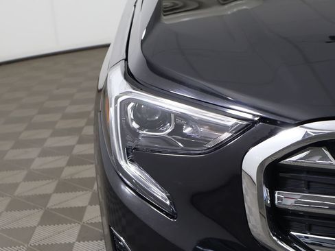 Used 2020 GMC Terrain SLT AWD/4WD image 11