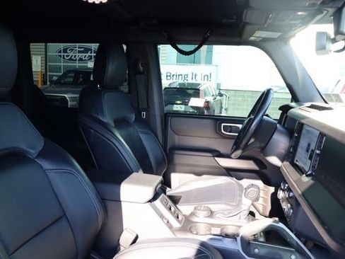 Used 2021 Ford Bronco First Edition AWD/4WD image 42