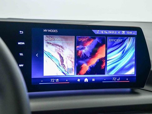 New 2026 BMW 228i xDrive w/ Technology Package image 25