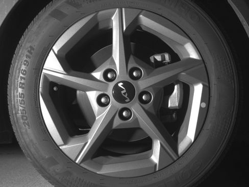 Used 2025 Kia K4 LXS image 13