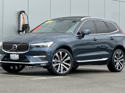 Used 2023 Volvo XC60 B5 Ultimate w/ Climate Package