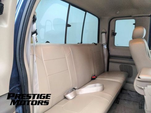 Used 2004 Ford F350 Lariat AWD/4WD image 24