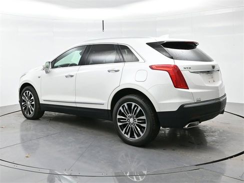 Used 2017 Cadillac XT5 Premium Luxury w/ LPO, Wheel Lock Package image 5