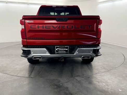 Used 2024 Chevrolet Silverado 1500 LT AWD/4WD image 6