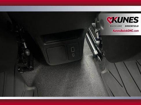 New 2026 Buick Encore GX Preferred w/ Comfort Package AWD/4WD image 34