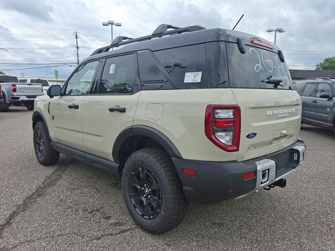 New 2025 Ford Bronco Sport Badlands w/ Sasquatch Badlands Package image 5