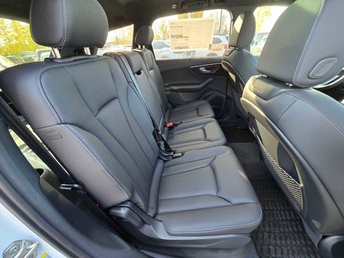 New 2025 Audi Q7 3.0T Premium Plus image 16