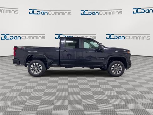 Used 2024 Chevrolet Silverado 2500 Custom w/ Custom Value Package AWD/4WD image 9