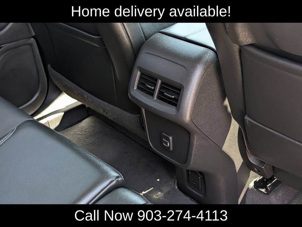 Used 2024 GMC Terrain SLT FWD image 31