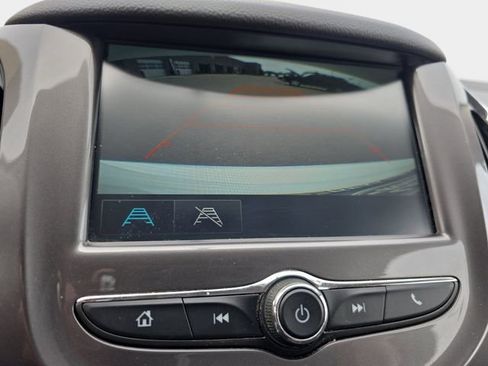 Used 2017 Chevrolet Cruze LT FWD image 24