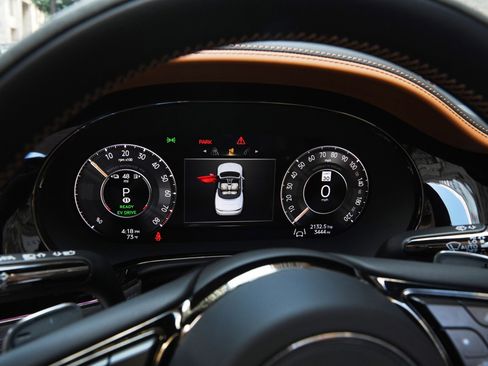 Used 2025 Bentley Continental GT Speed image 14