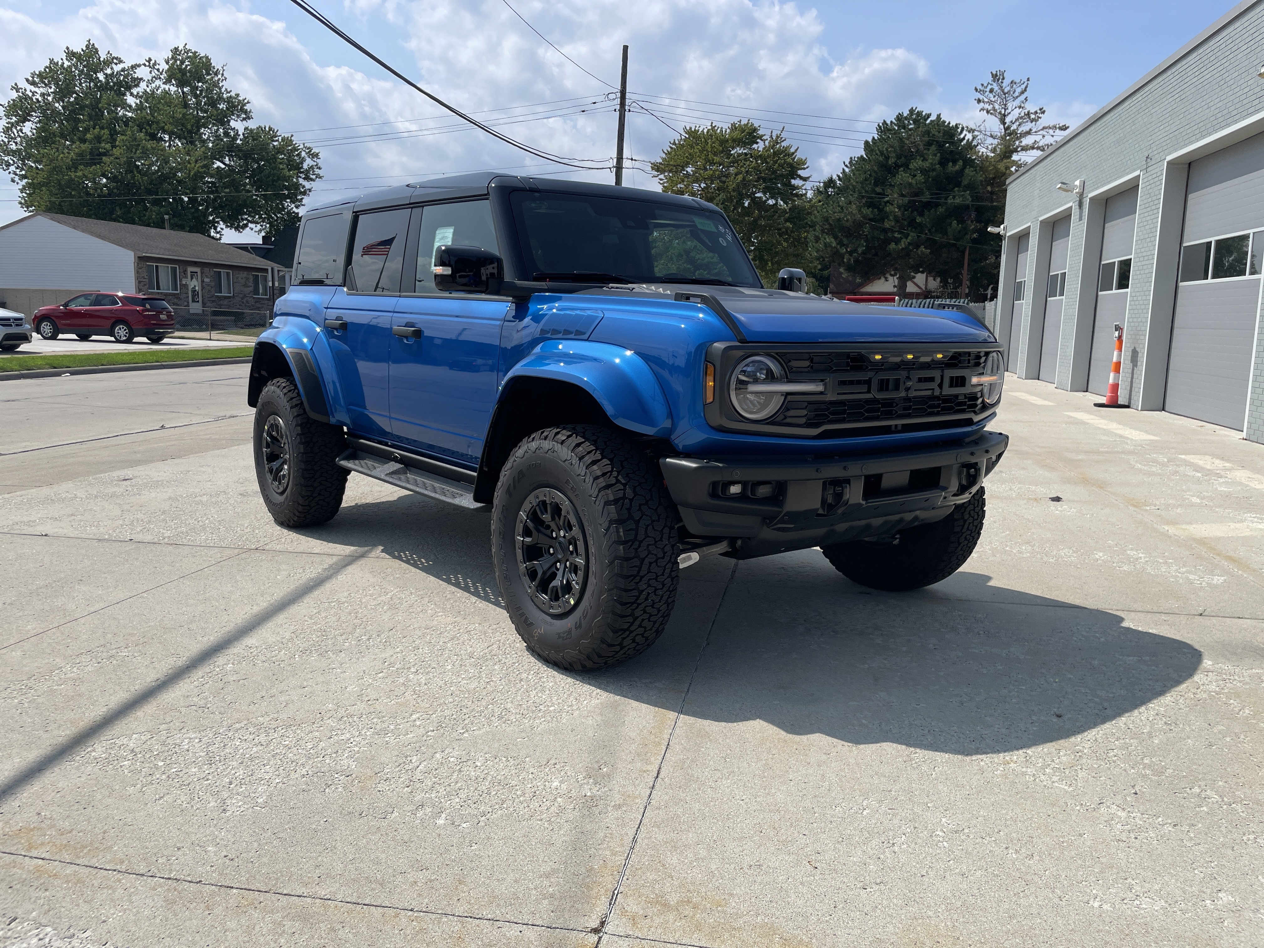 New 2026 Ford Bronco Raptor AWD/4WD image 1