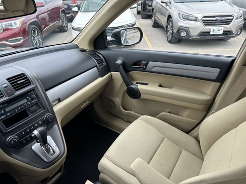 Used 2011 Honda CR-V LX image 28