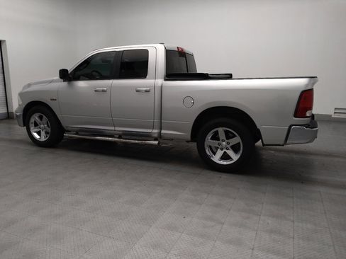 Used 2017 RAM 1500 Classic SLT image 3