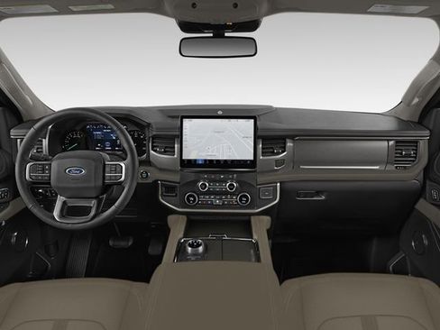 Used 2023 Ford Expedition Limited AWD/4WD image 3