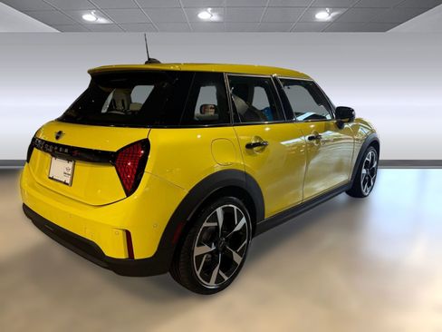 New 2026 MINI Cooper S image 9