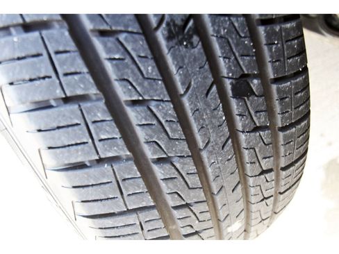 Used 2015 Jeep Cherokee Sport image 32