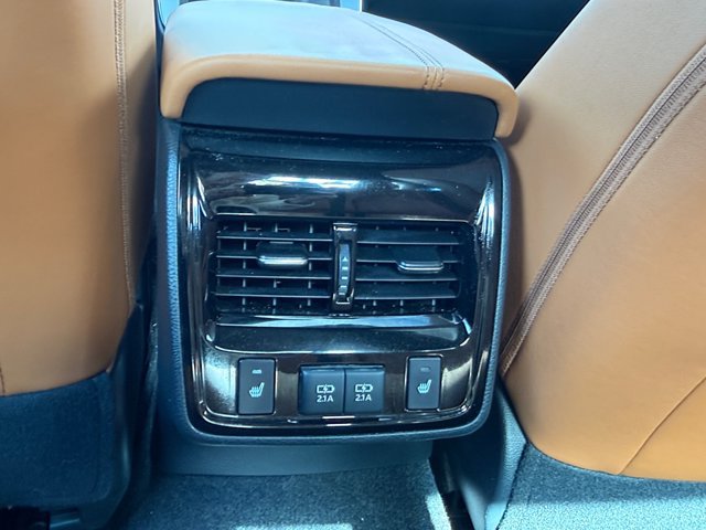 Used 2020 Toyota Avalon Limited w/ Advanced Safety Package FWD image 15