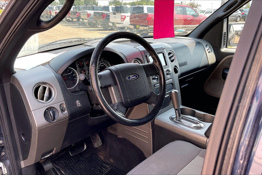 Used 2004 Ford F150 XLT AWD/4WD image 7