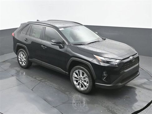 New 2025 Toyota RAV4 XLE Premium w/ Weather Package image 28