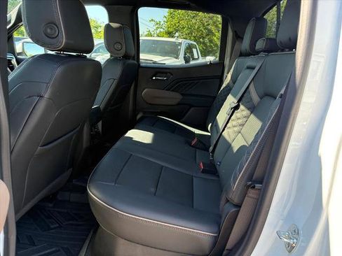 Certified 2025 GMC Canyon Denali AWD/4WD image 21