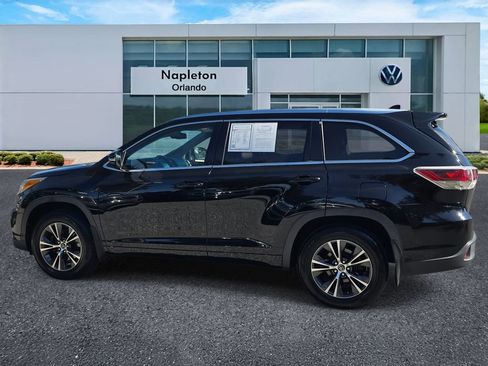 Used 2016 Toyota Highlander XLE image 7