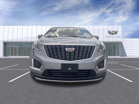 Used 2024 Cadillac XT5 Premium Luxury AWD/4WD image 3