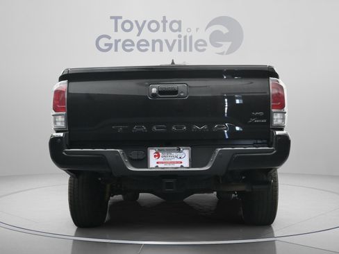 Certified 2023 Toyota Tacoma TRD Off-Road w/ TRD Premium Off Road Package AWD/4WD image 12