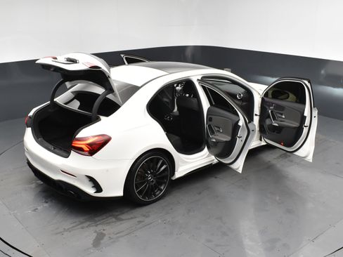 Used 2021 Mercedes-Benz A 35 AMG 4MATIC image 28