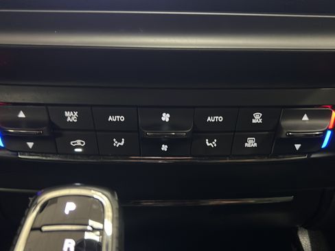 Used 2021 Maserati Ghibli RWD image 22