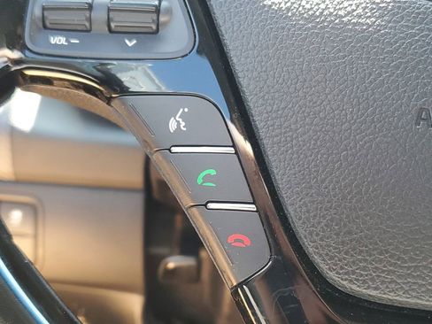 Used 2017 Kia Forte S FWD image 28