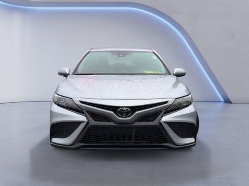 Used 2024 Toyota Camry SE FWD image 12