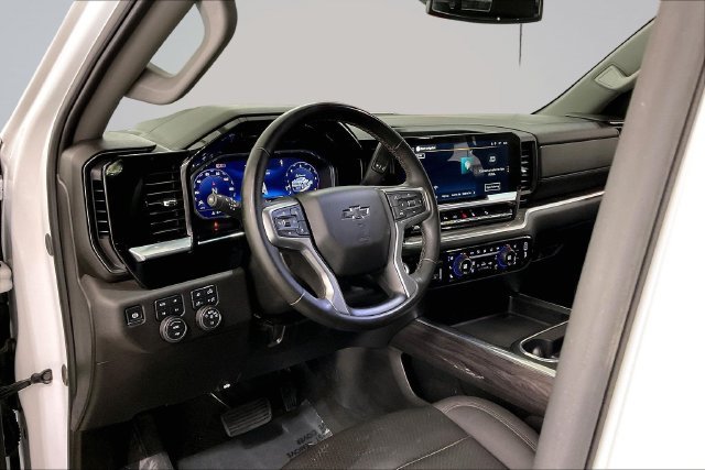 Used 2025 Chevrolet Silverado 2500 LTZ w/ Trail Boss Package AWD/4WD image 15