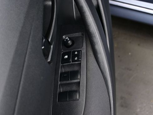 Used 2024 Toyota Corolla LE FWD image 10