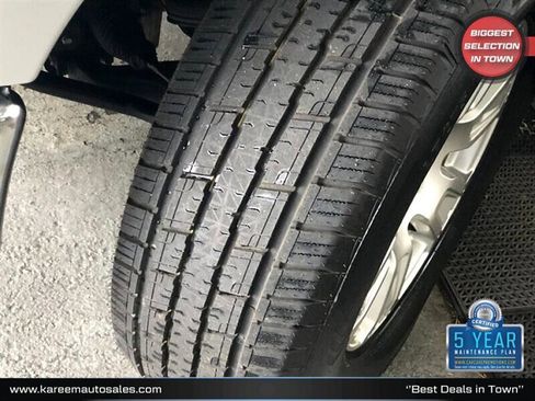 Used 2018 Nissan Titan SV image 40