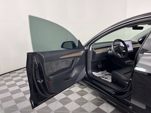 Used 2023 Tesla Model 3 Standard Range RWD image 15