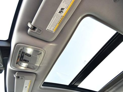 Used 2024 Chevrolet Malibu LT image 20