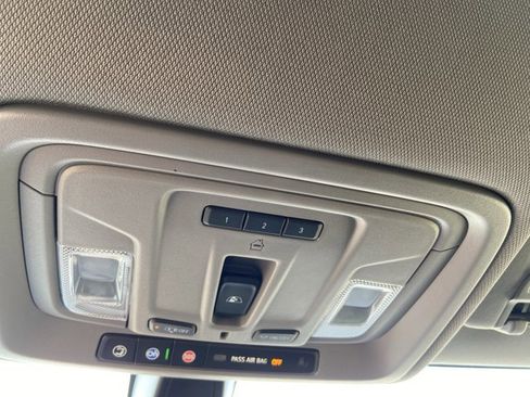 Used 2020 Chevrolet Silverado 1500 LT w/ All-Star Edition image 41