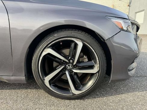 Used 2019 Honda Accord Sport image 10