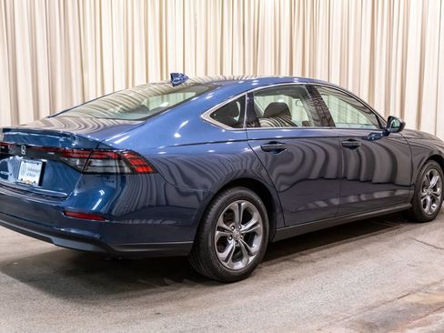 Used 2023 Honda Accord EX image 6