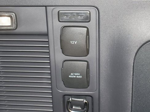 New 2025 Ford Expedition Max Platinum w/ Stealth Performance Package image 38