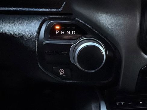 Used 2019 RAM 1500 Big Horn image 18